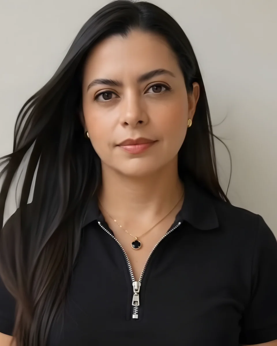 Isabel Velásquez, diseñadora de interiores y directora de Arquimadera